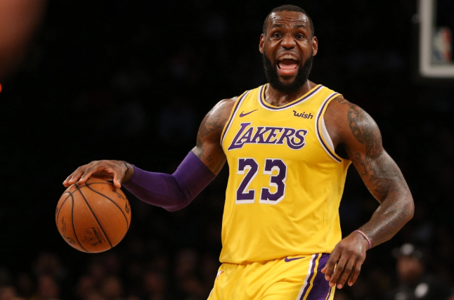 爱游戏-詹姆斯与90激战利物浦分钟，爆冷胜负难料！，纳达尔焦点对战上演精彩一战-爱游戏